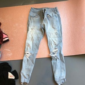 American eagle ripped jeans